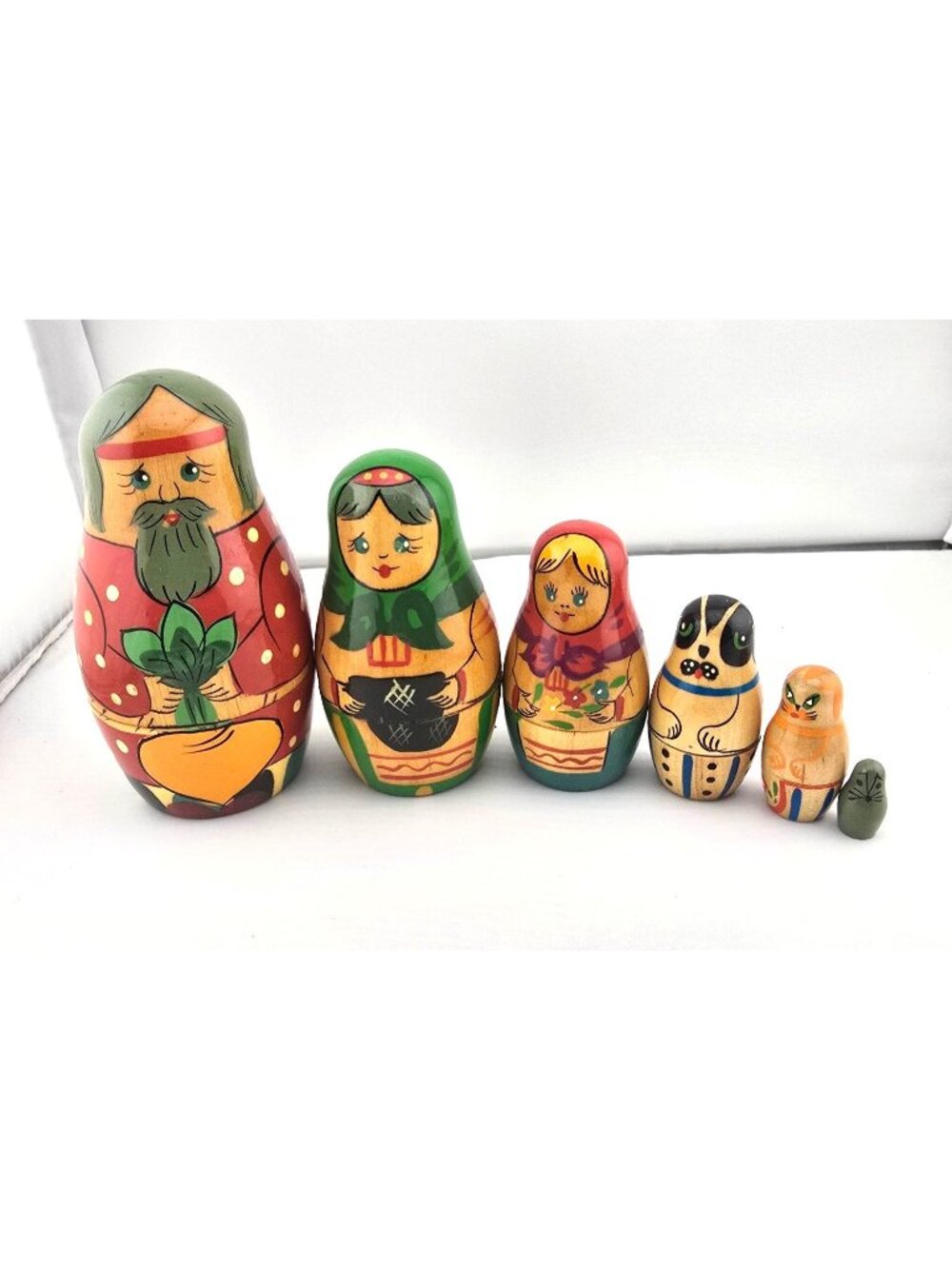 Vintage USSR Nesting Dolls, Stacking Dolls 6 Piece Family